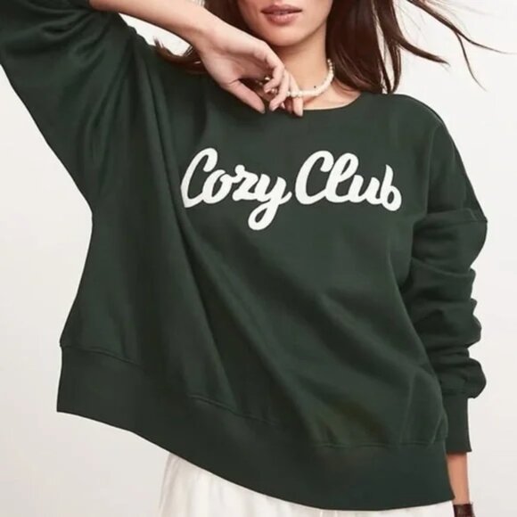 SoComfy Graphic Drop-Shoulder Crew-Neck Sweatshirt "Cozy Club" Logo NWOT - Picture 1 of 3